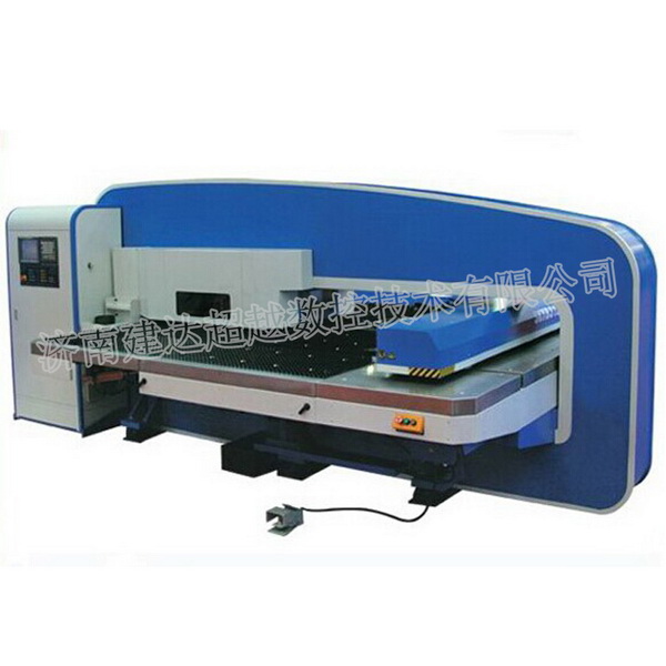 SKCY300 數(shù)控液壓轉(zhuǎn)塔沖床